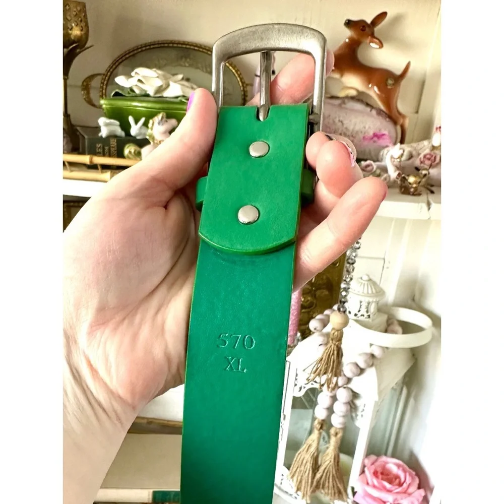 Women’s Green Casual PU Leather Belt With Square Single Prong Buckle